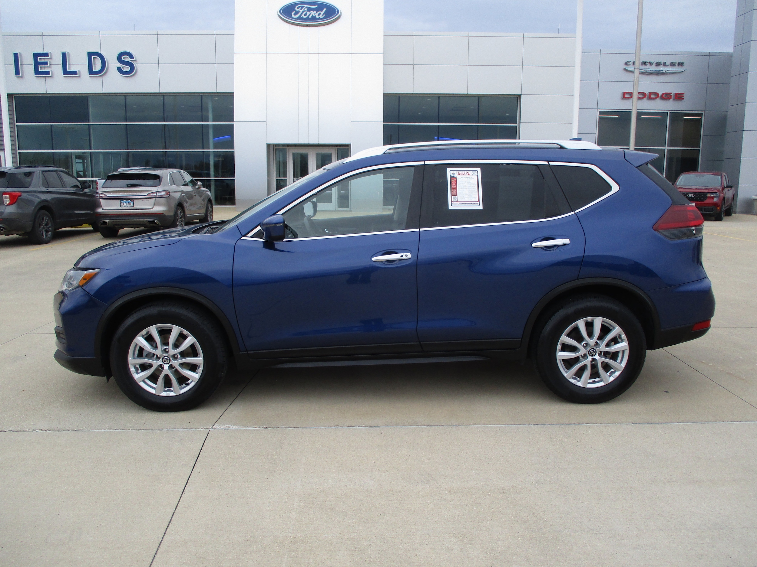 Used 2020 Nissan Rogue SV with VIN KNMAT2MTXLP511822 for sale in Rantoul, IL