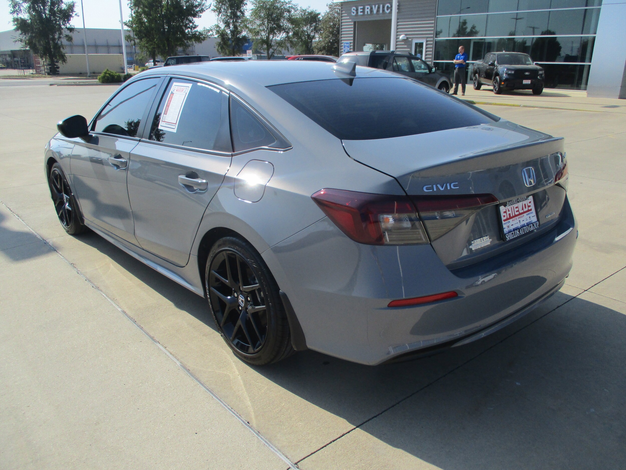 2025 Honda Civic Hybrid Sport photo 2