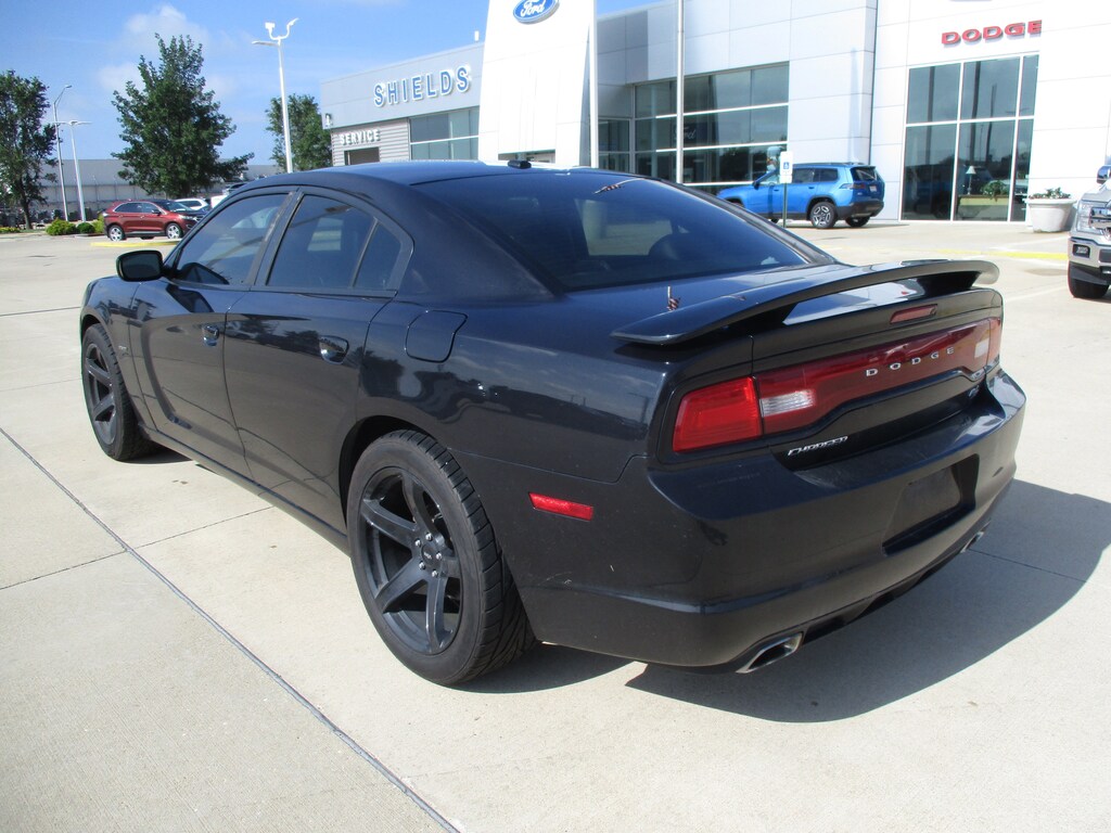 Used 2011 Dodge Charger R/T Sedan