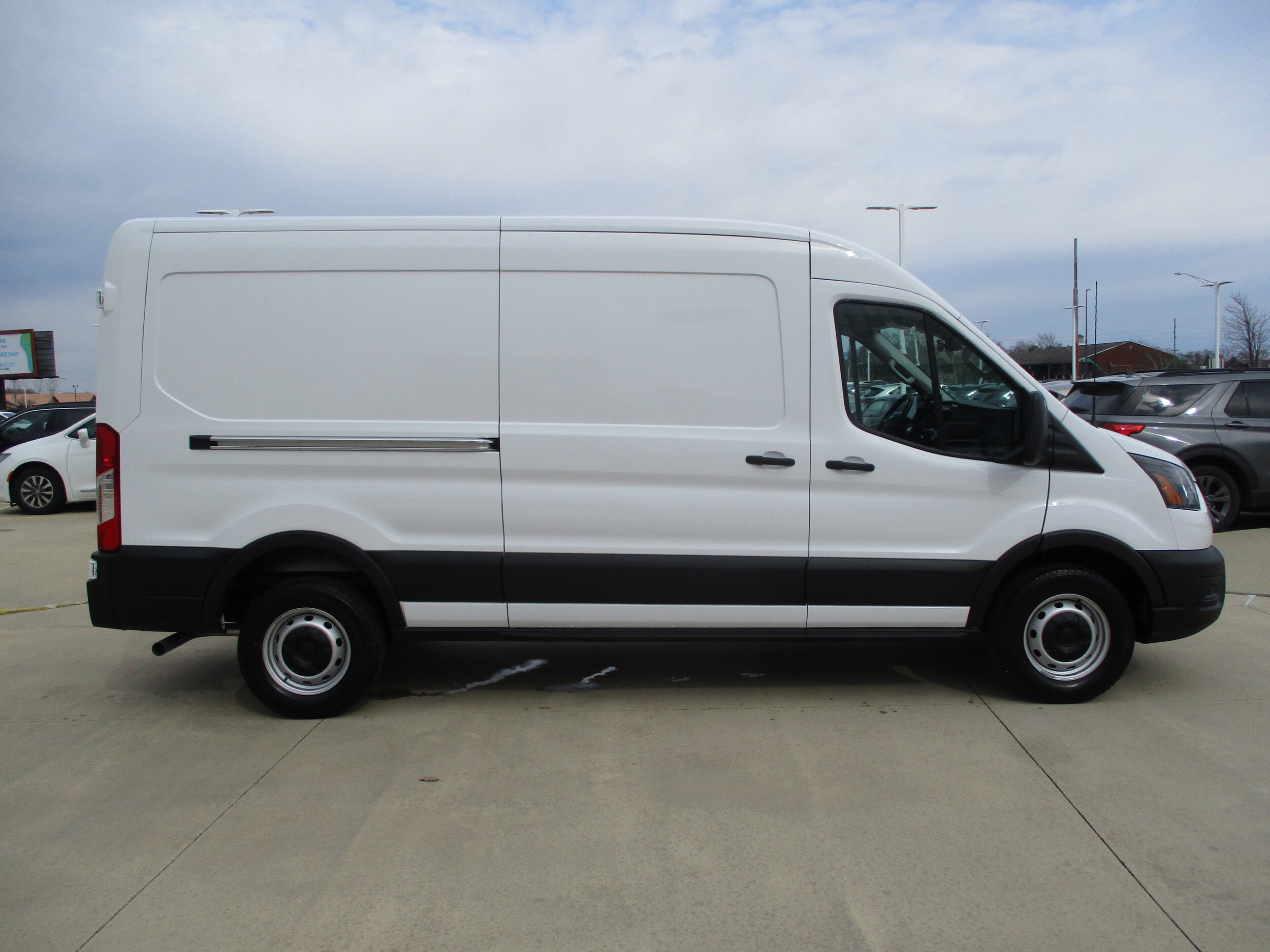 2025 Ford Transit Van Base - Photo 7