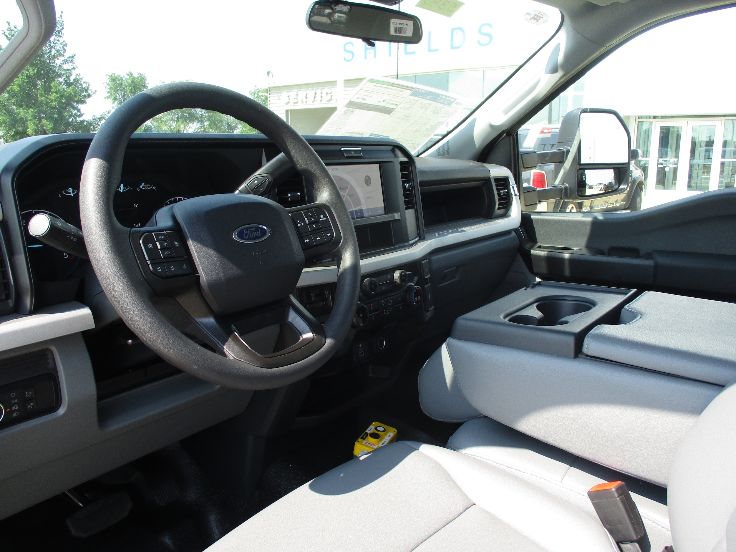 2025 Ford F-350 Super Duty Chassis Cab XL - Photo 15