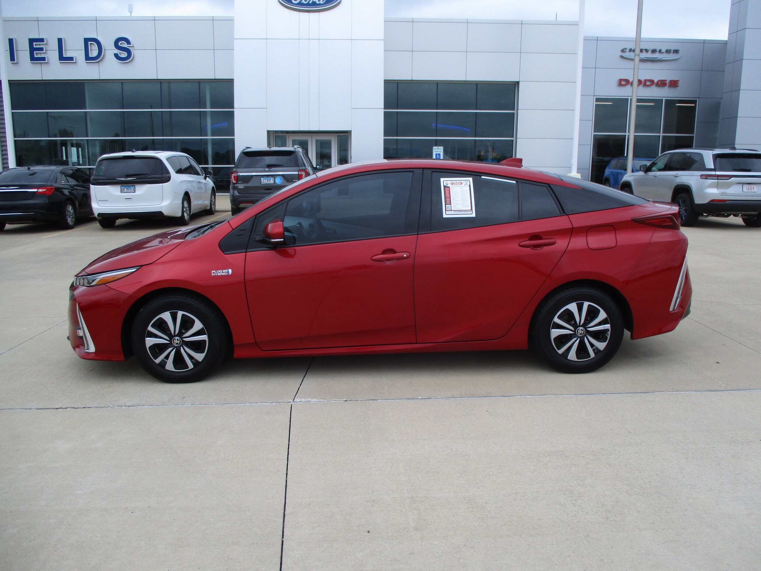 Used 2018 Toyota Prius Prime Advanced with VIN JTDKARFP7J3095624 for sale in Rantoul, IL
