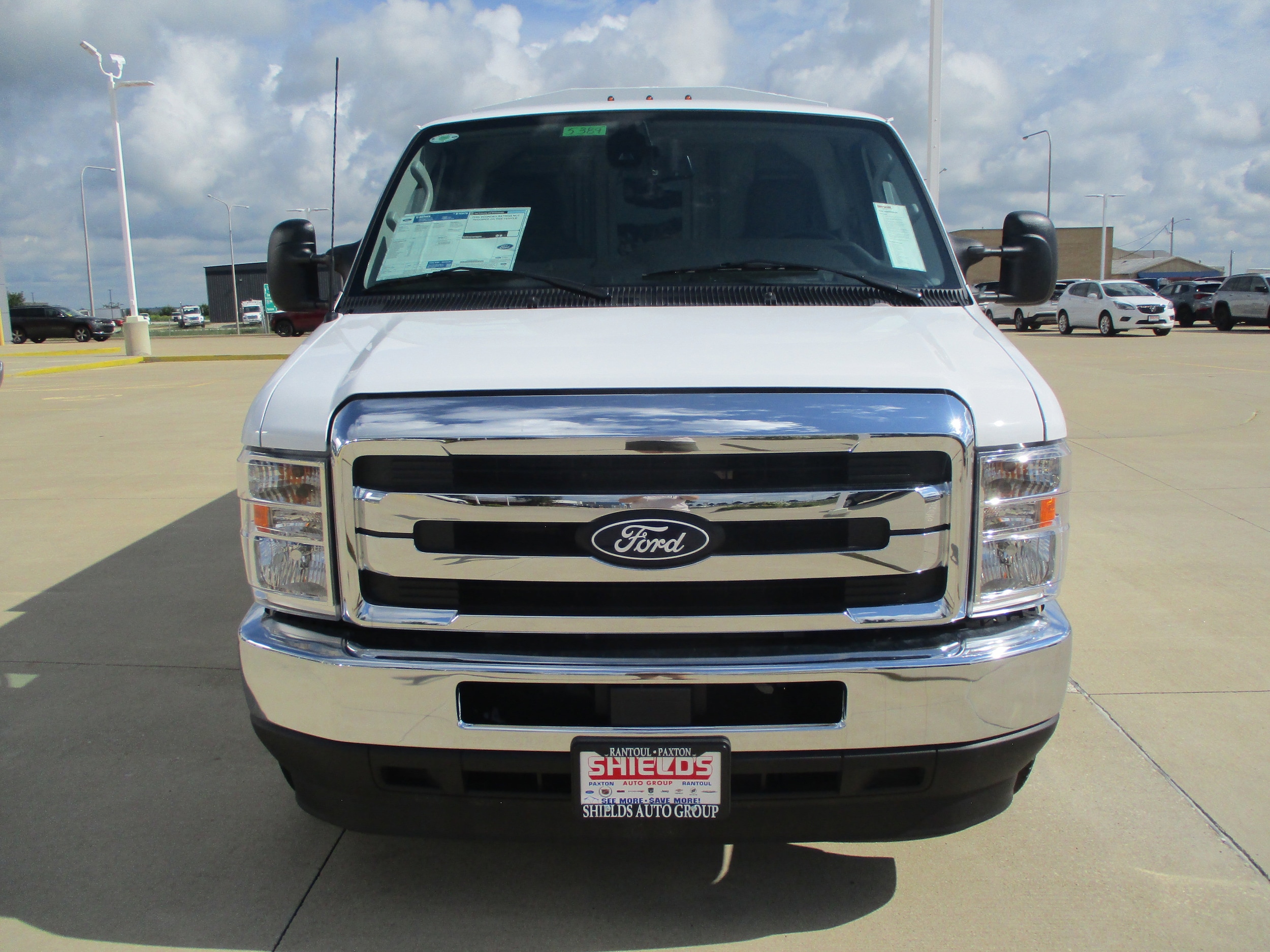 2026 Ford E-Series Cutaway Base - Photo 10