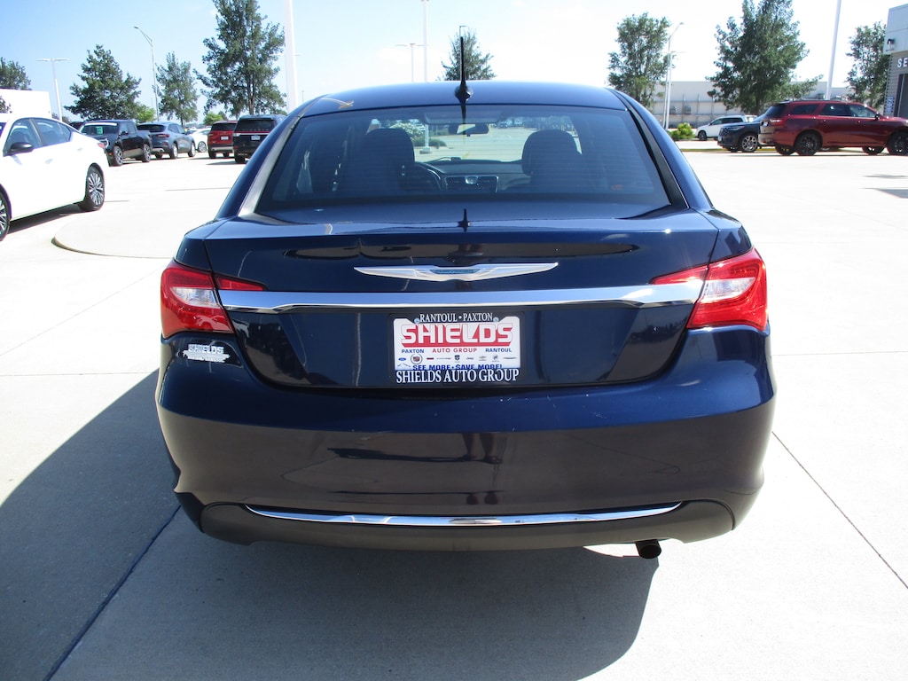 Used 2014 Chrysler 200 LX Sedan