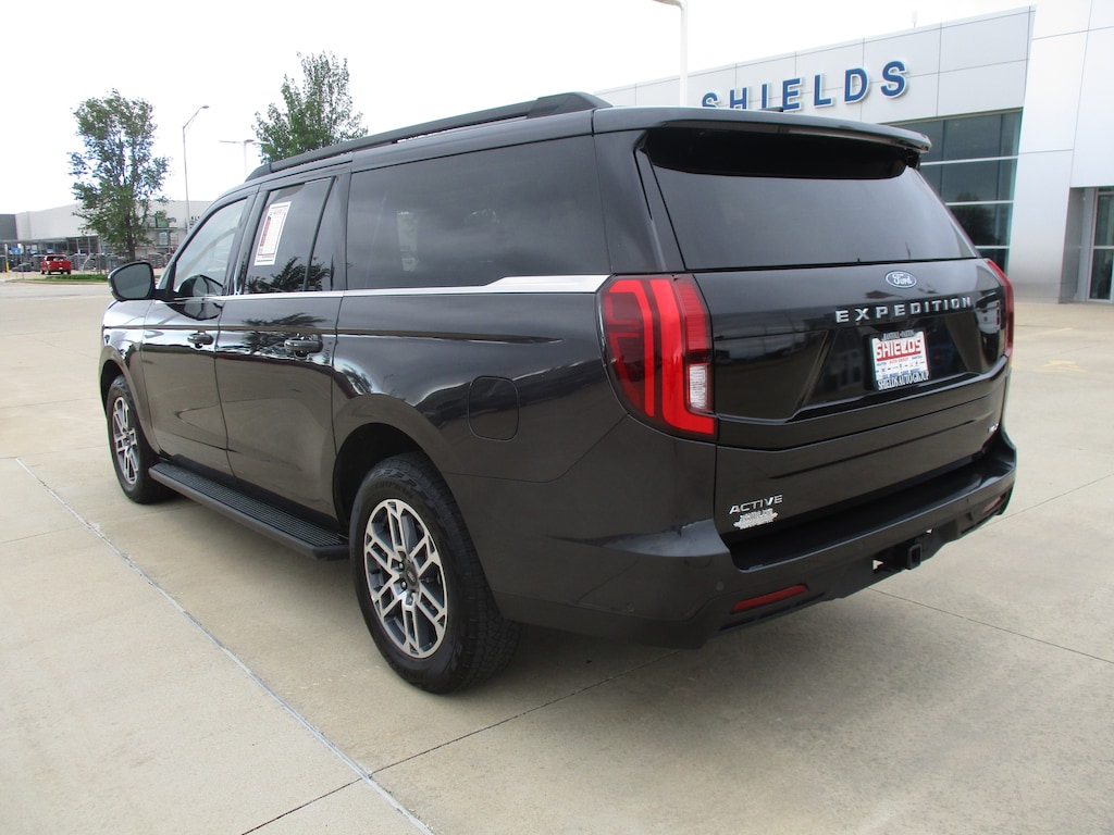 Used 2025 Ford Expedition Max Active SUV