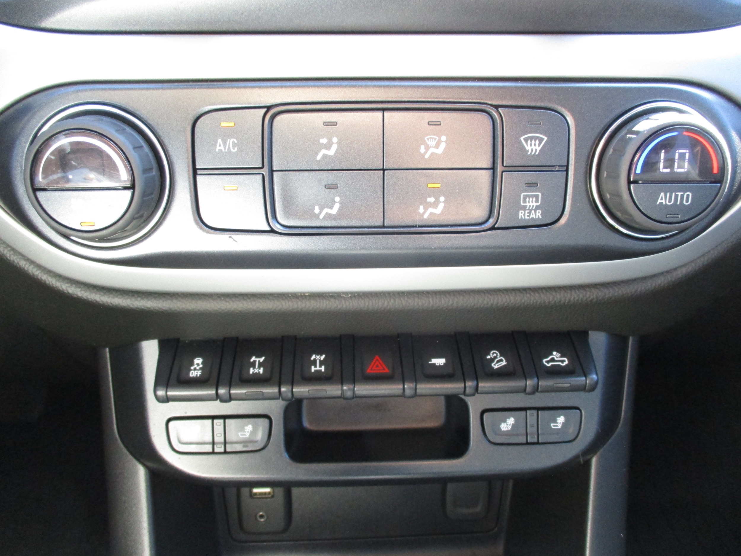 2018 Chevrolet Colorado ZR2 - Photo 23