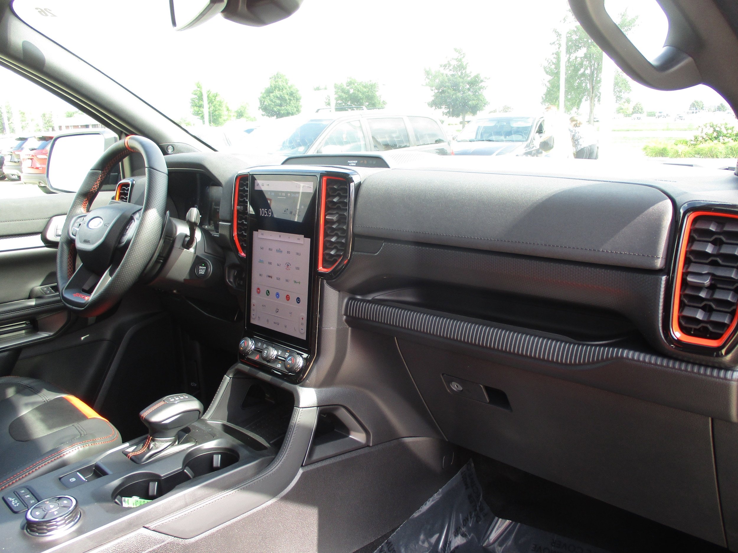 2025 Ford Ranger Raptor - Photo 42