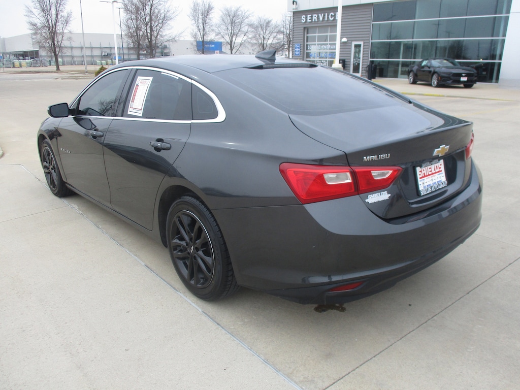 Used 2016 Chevrolet Malibu LT w/1LT Sedan