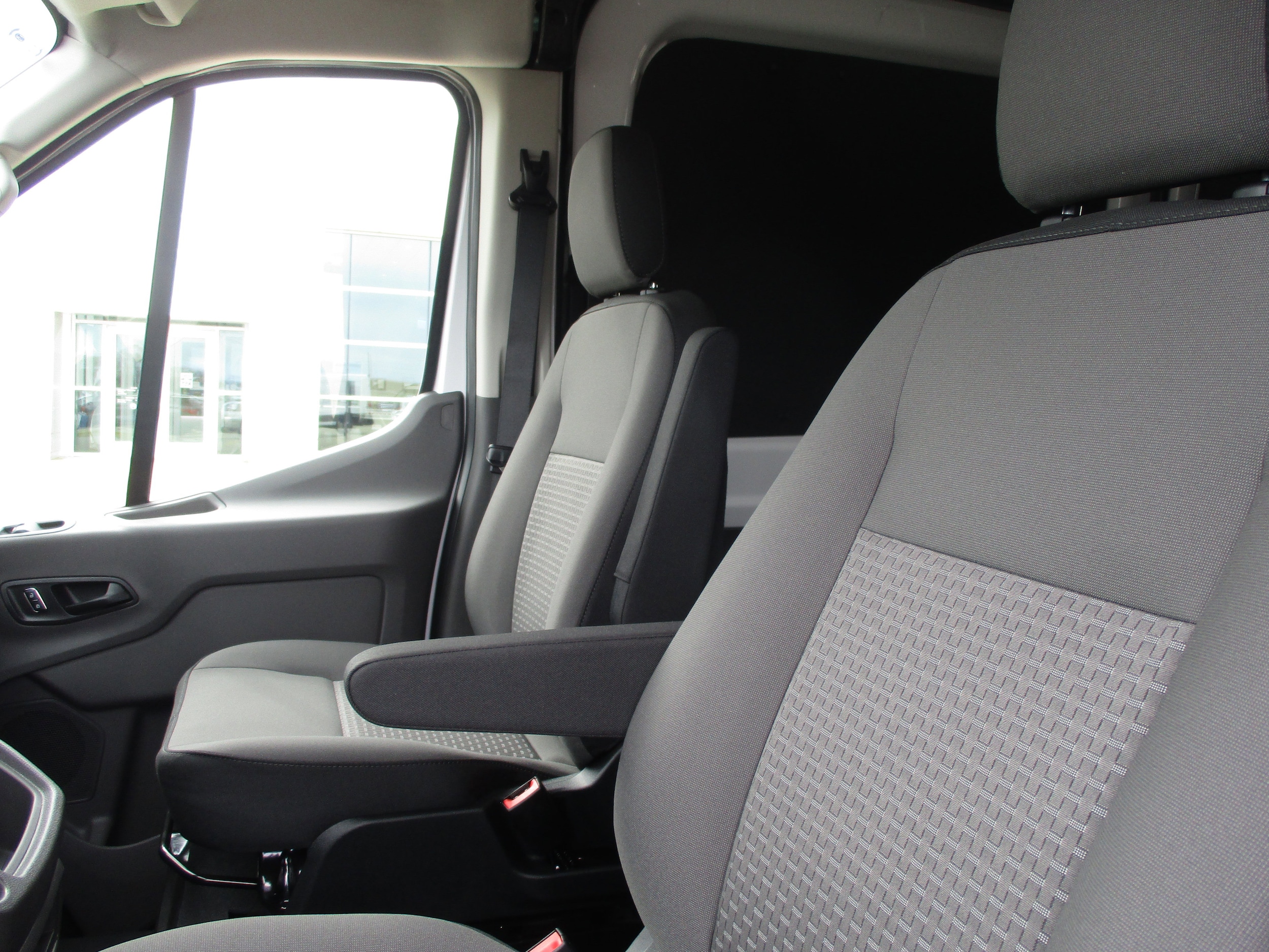 2025 Ford Transit Van Base - Photo 31