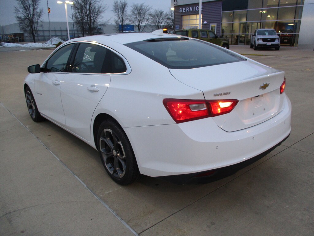 Used 2024 Chevrolet Malibu 1LT Sedan