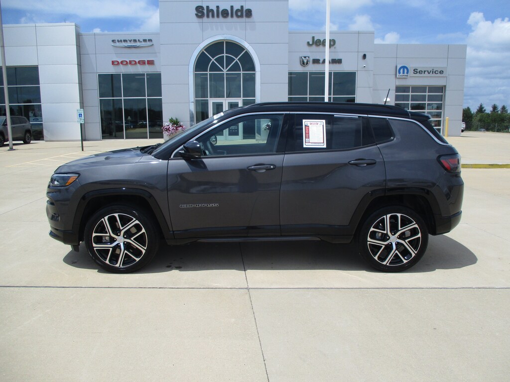 Used 2024 Jeep Compass Limited SUV