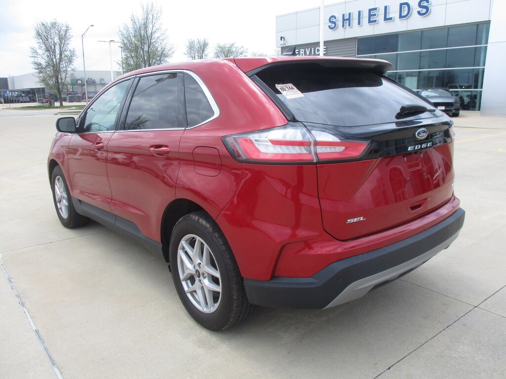 Used 2024 Ford Edge SEL SUV