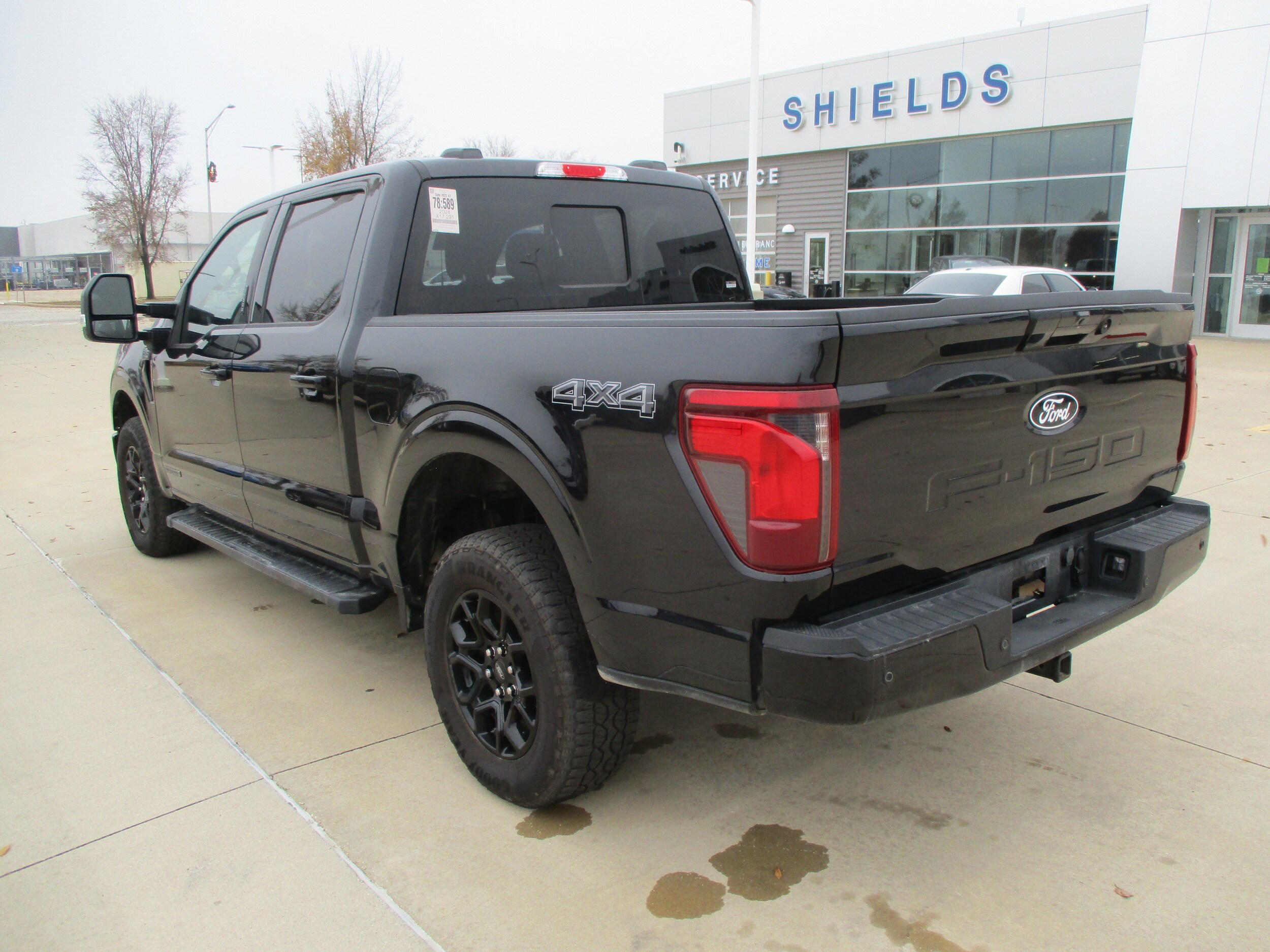 2024 Ford F-150 XLT photo 2
