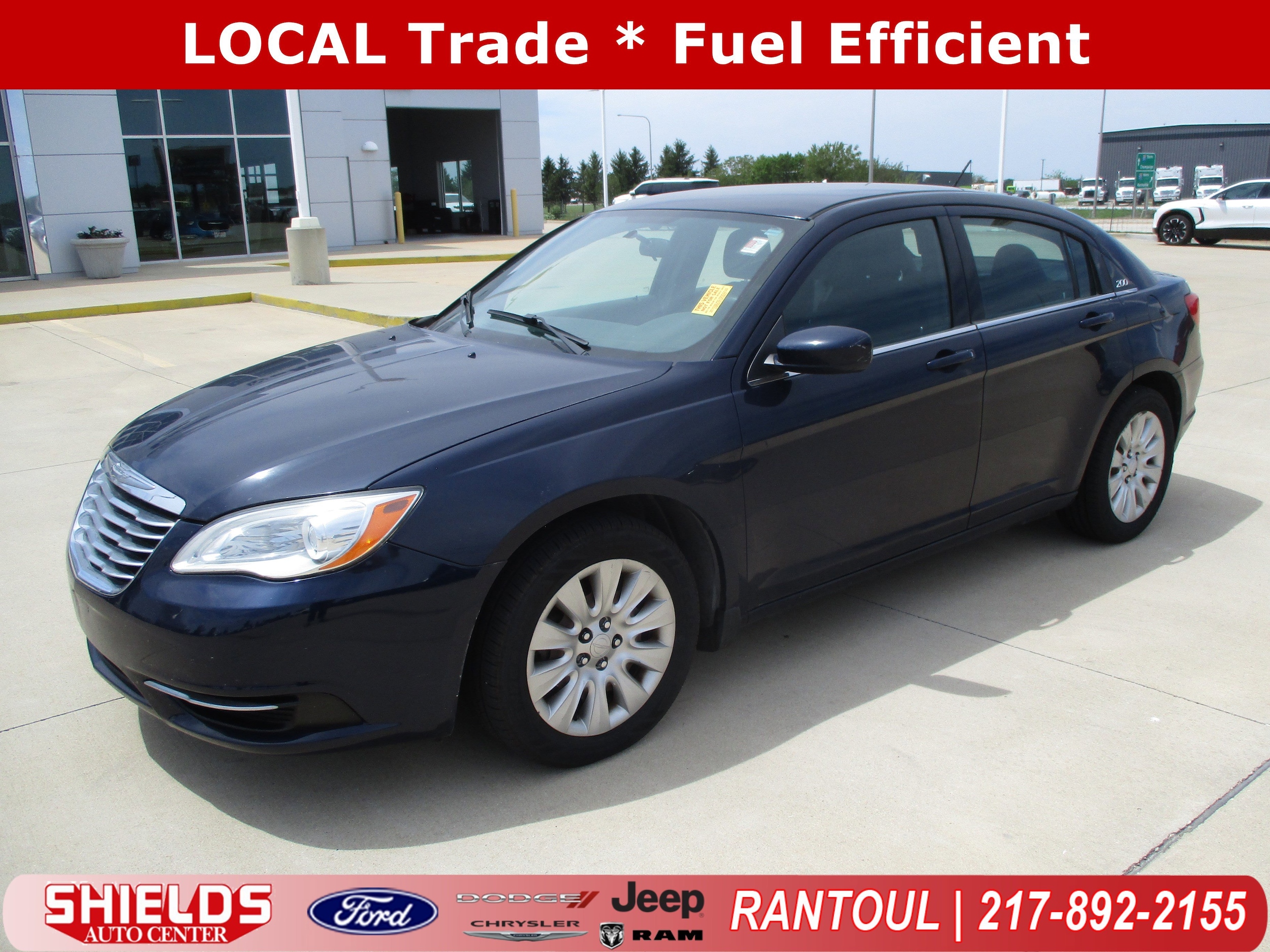 2014 Chrysler 200 LX's photo
