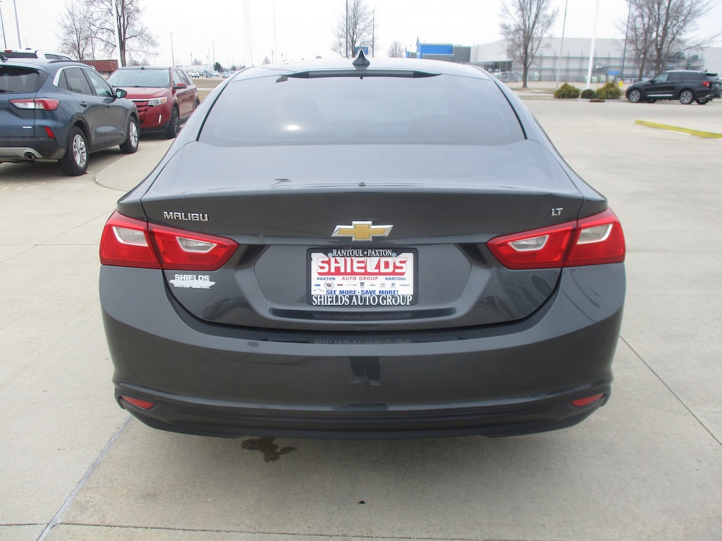 Used 2016 Chevrolet Malibu LT w/1LT Sedan