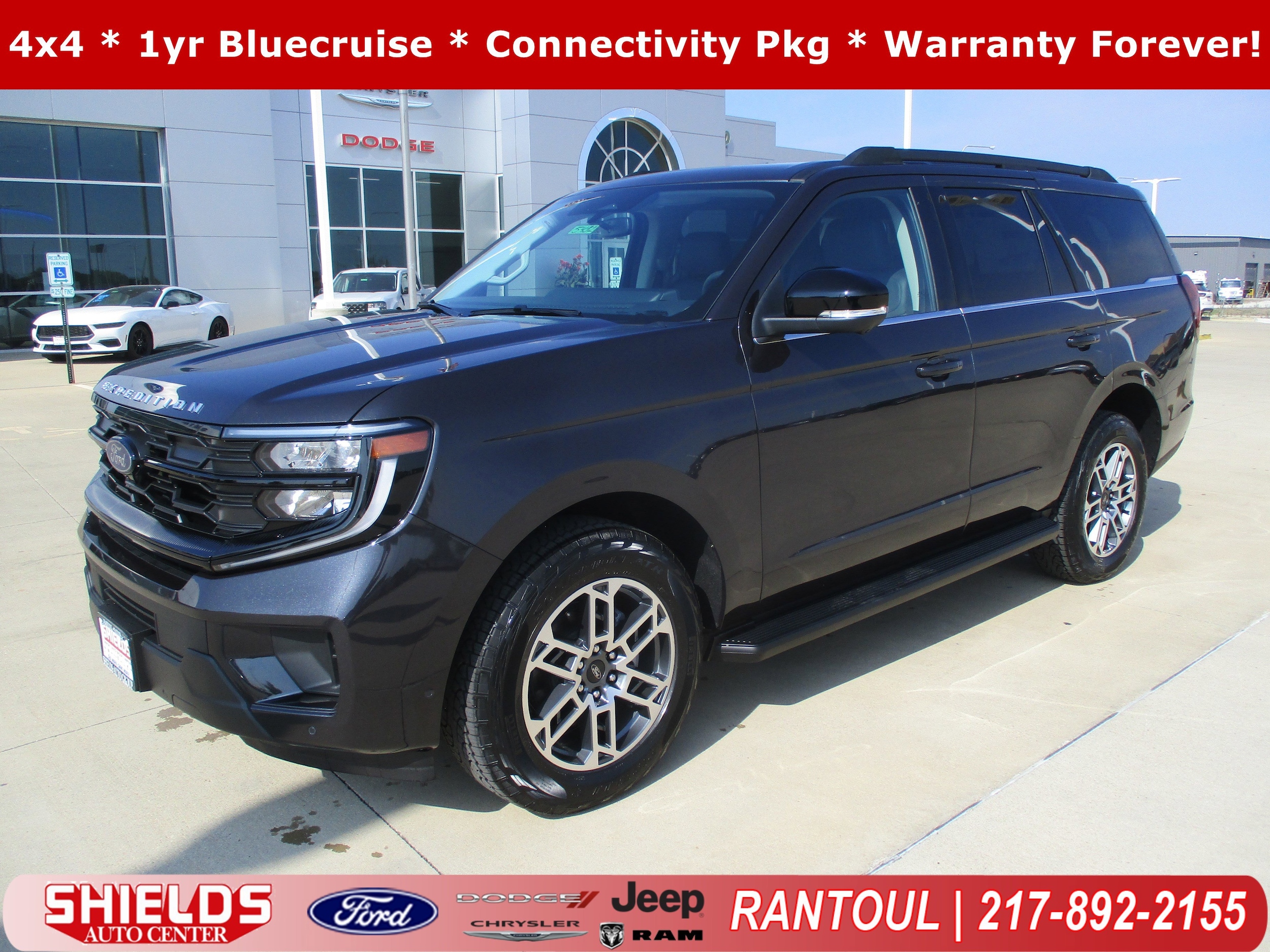 2025 Ford Expedition Active's photo