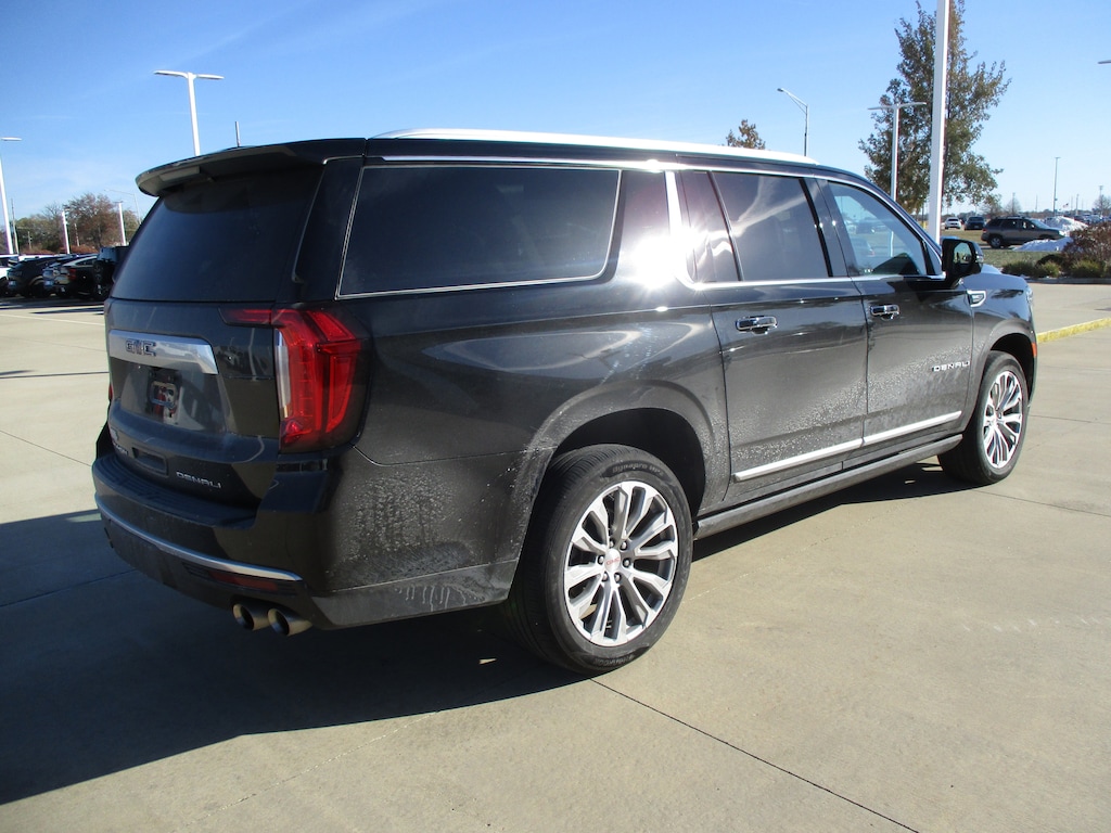 Used 2022 GMC Yukon XL Denali SUV