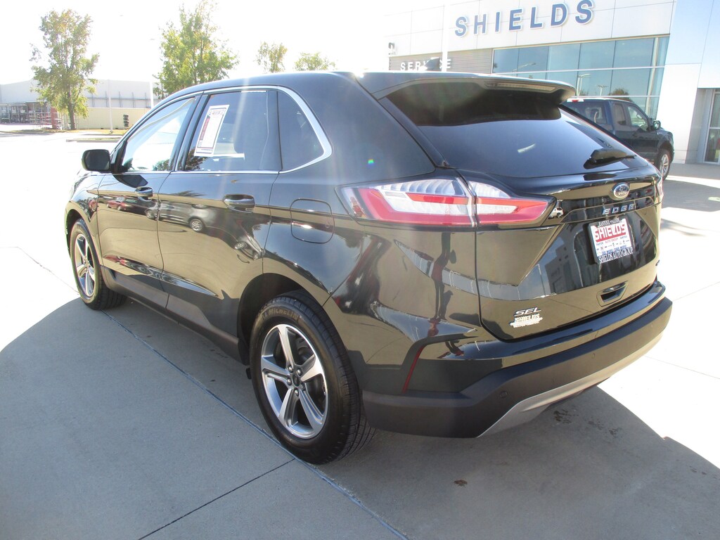 Used 2024 Ford Edge SEL SUV