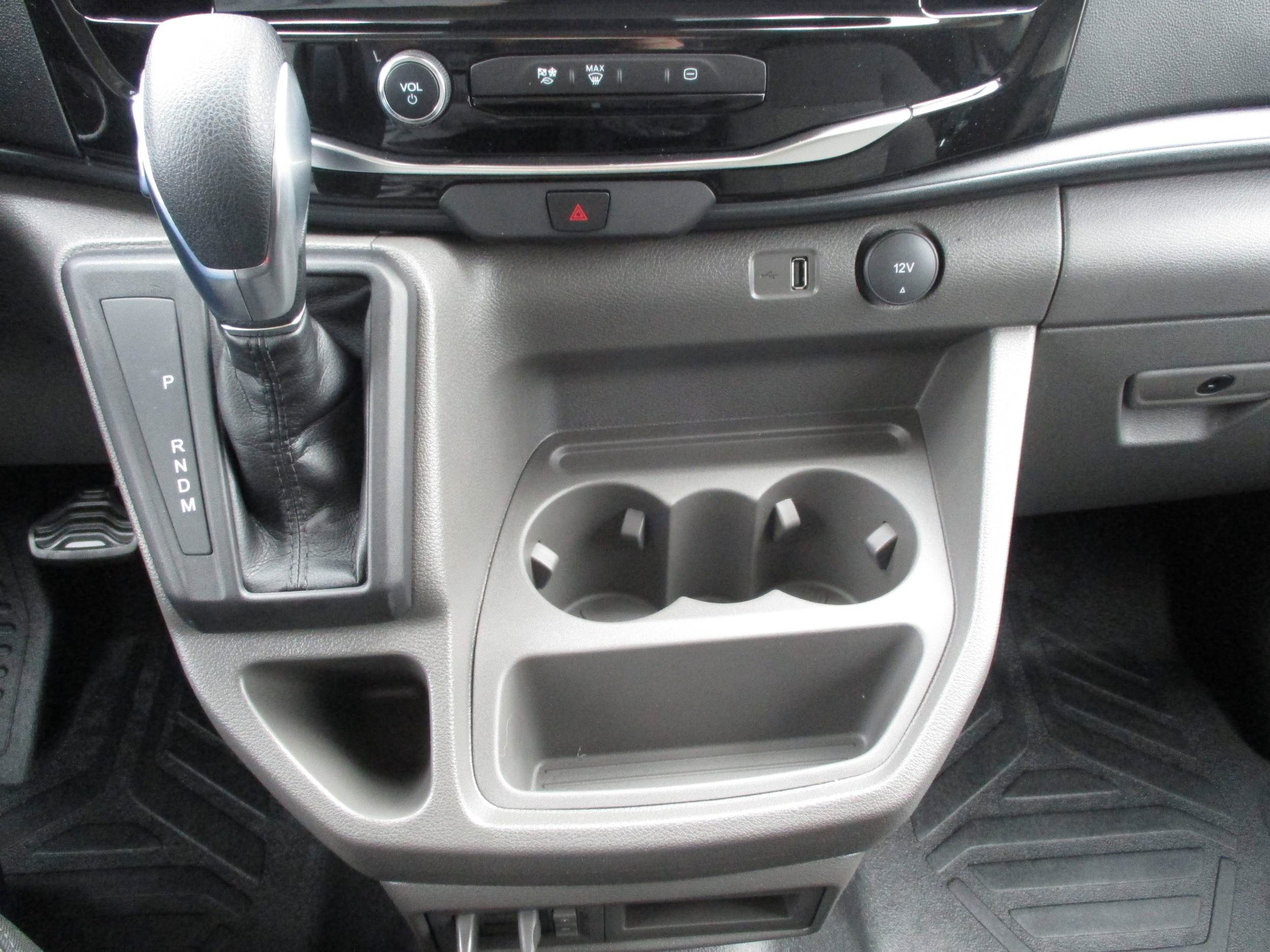 2025 Ford Transit Van Base - Photo 26