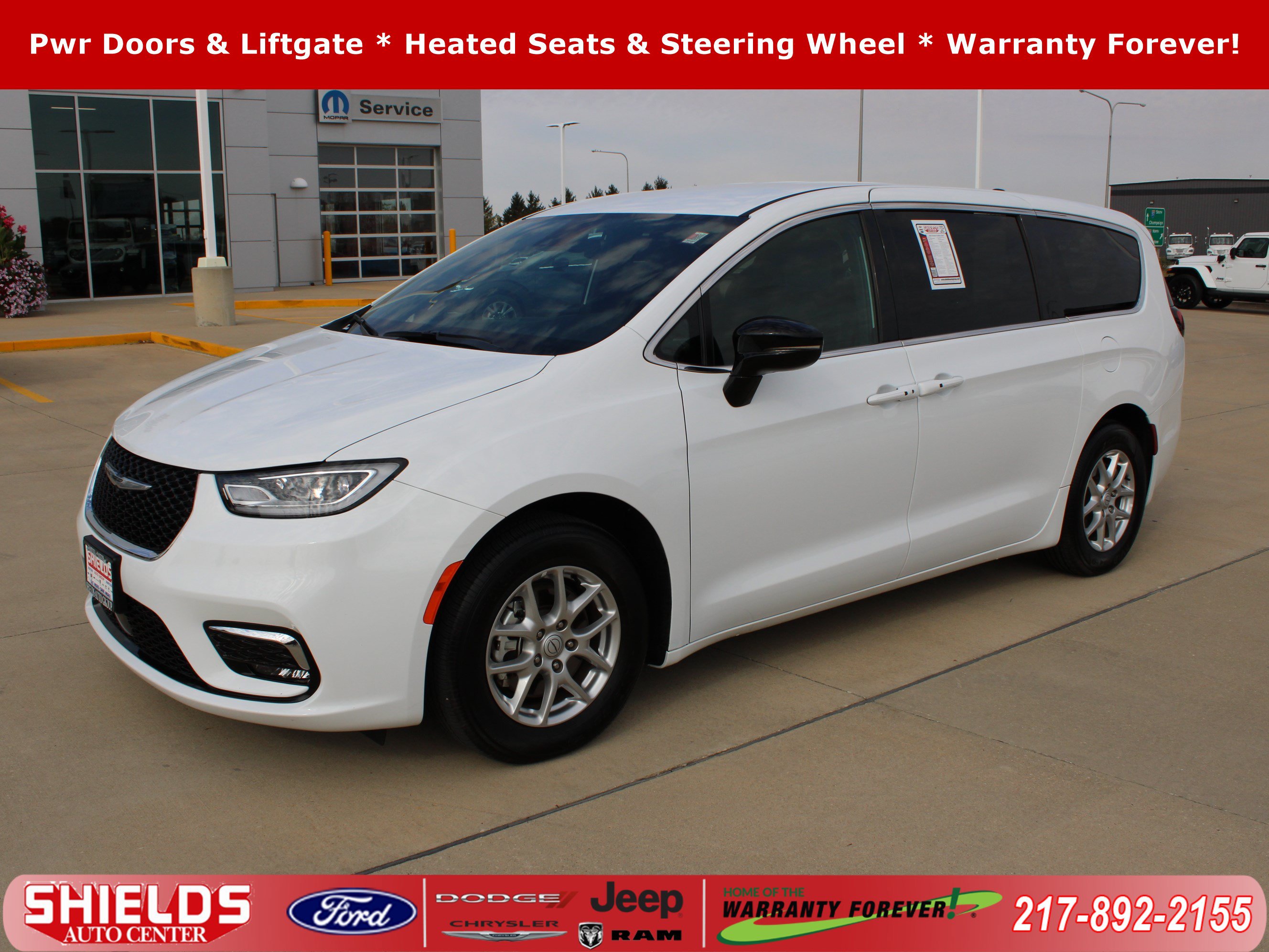 2026 Chrysler Pacifica Select