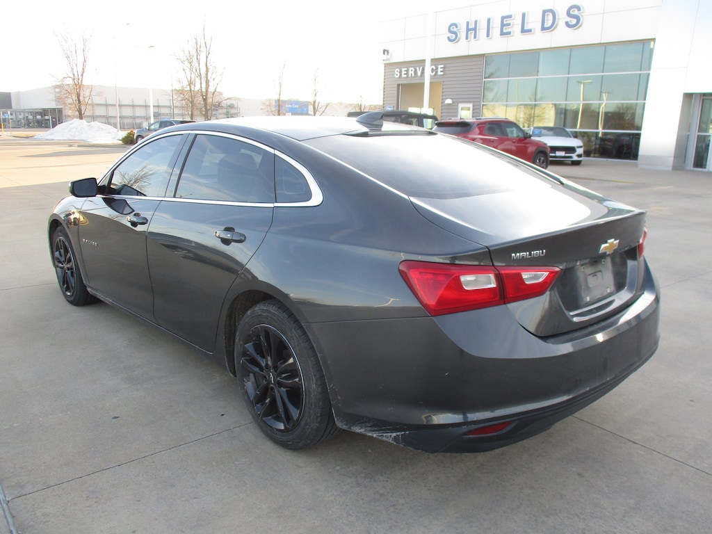 Used 2016 Chevrolet Malibu LT w/1LT Sedan