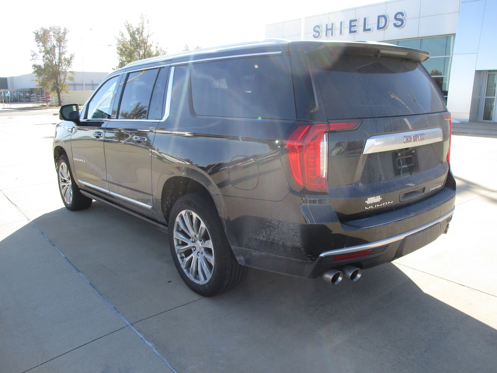 Used 2022 GMC Yukon XL Denali SUV