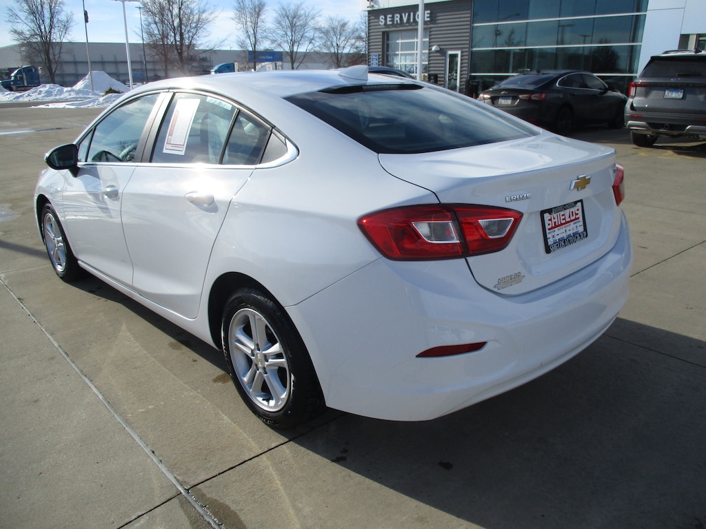 Used 2018 Chevrolet Cruze LT Auto Sedan