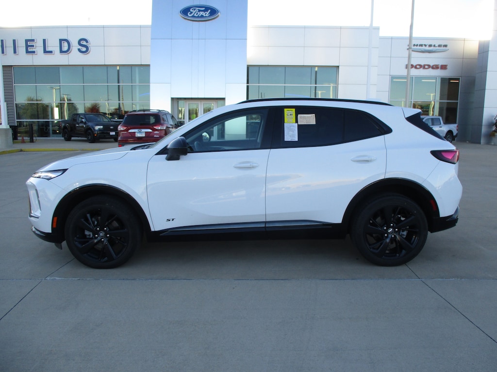 Used 2025 Buick Envision Sport Touring SUV