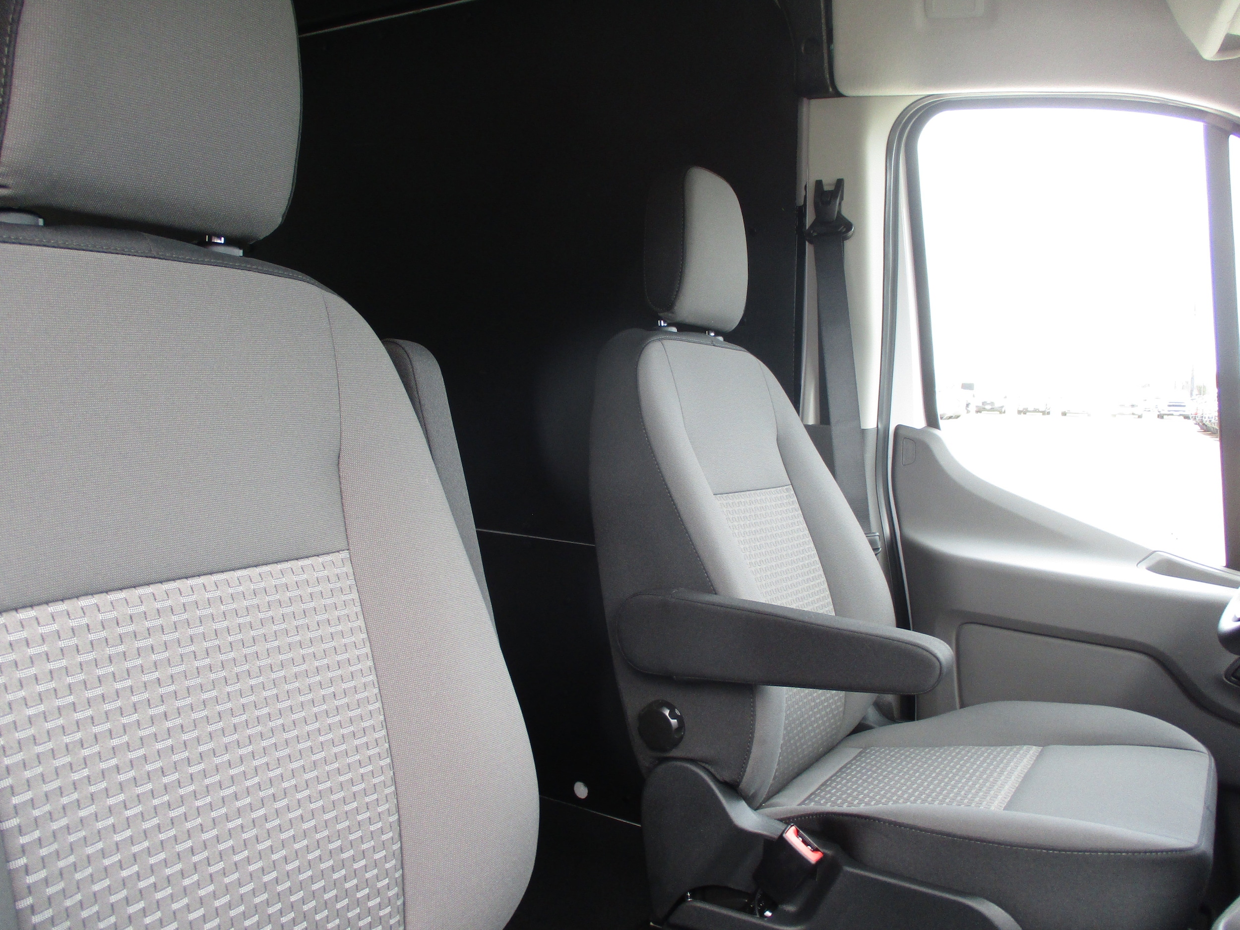 2025 Ford Transit Van Base - Photo 35