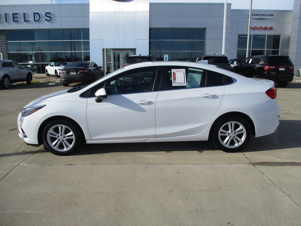 Used 2018 Chevrolet Cruze LT Auto Sedan