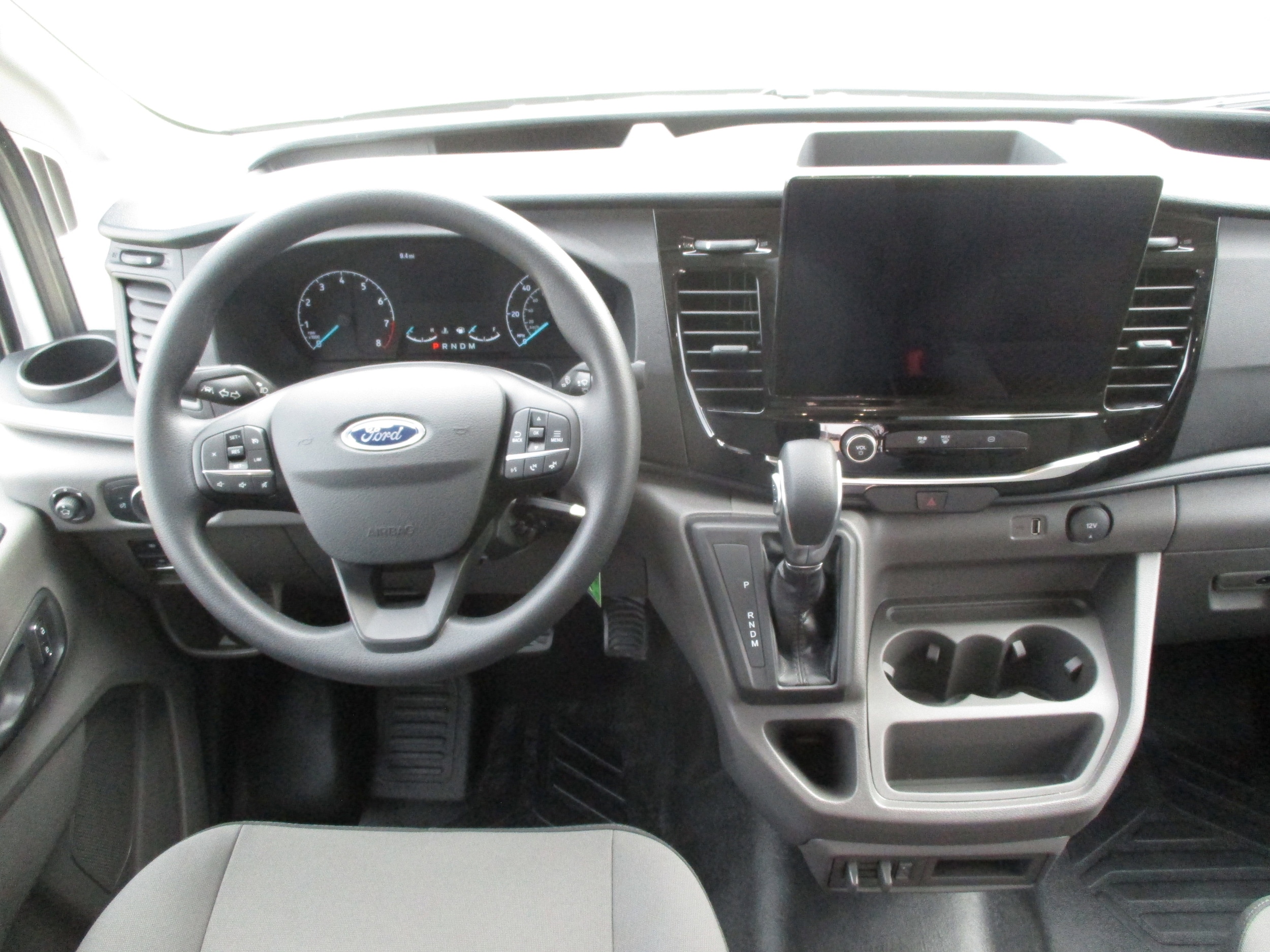 2025 Ford Transit Van Base - Photo 13