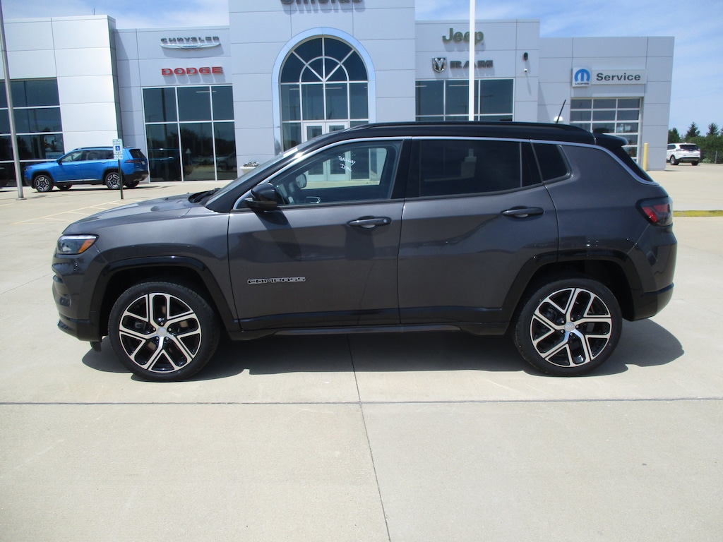 Used 2024 Jeep Compass Limited SUV