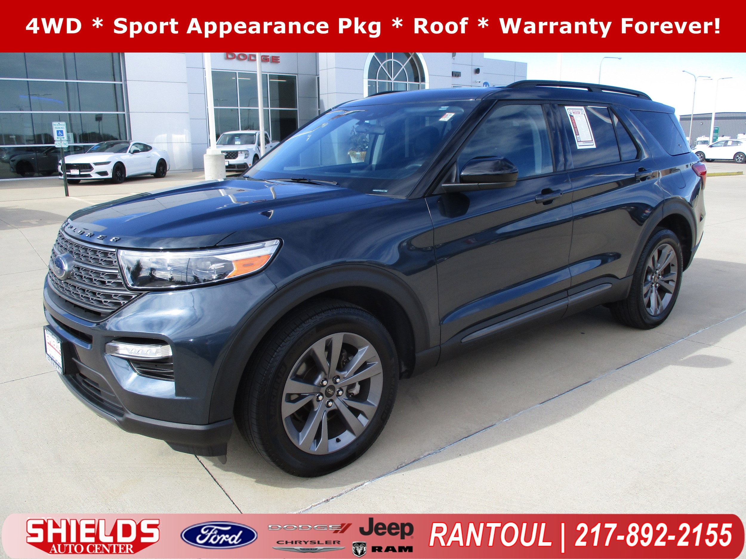 2023 Ford Explorer XLT's photo