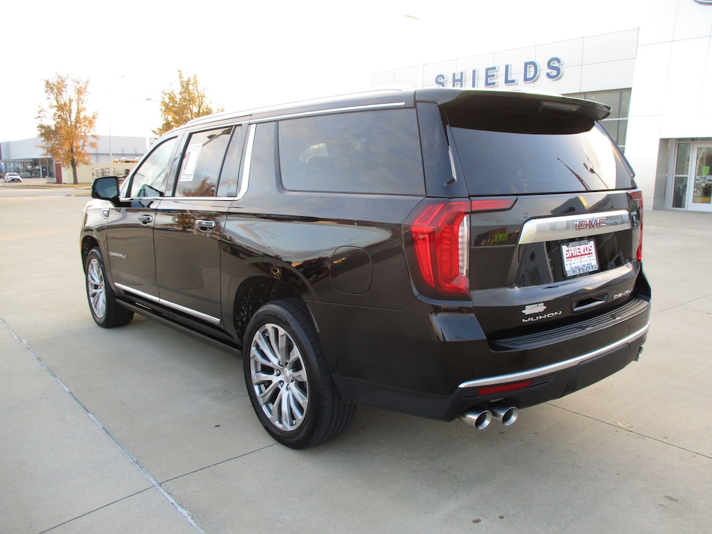 Used 2022 GMC Yukon XL Denali SUV