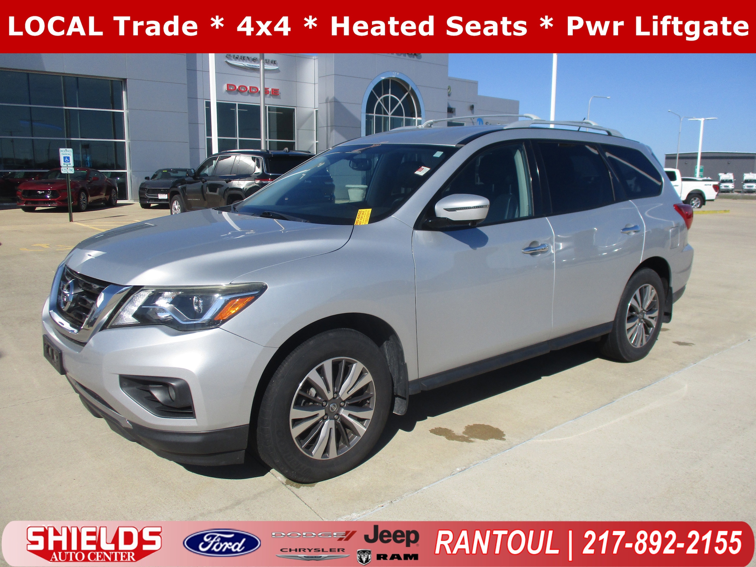 2017 Nissan Pathfinder SL