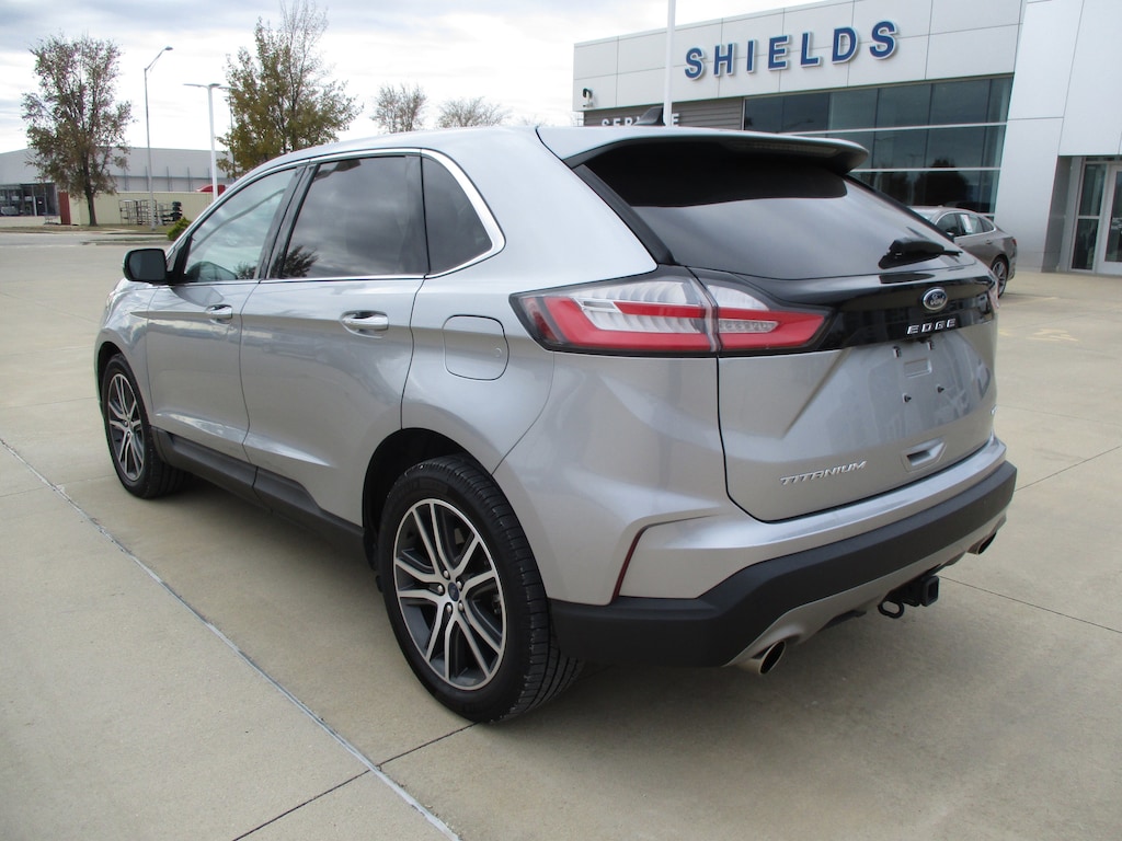 Used 2022 Ford Edge Titanium SUV