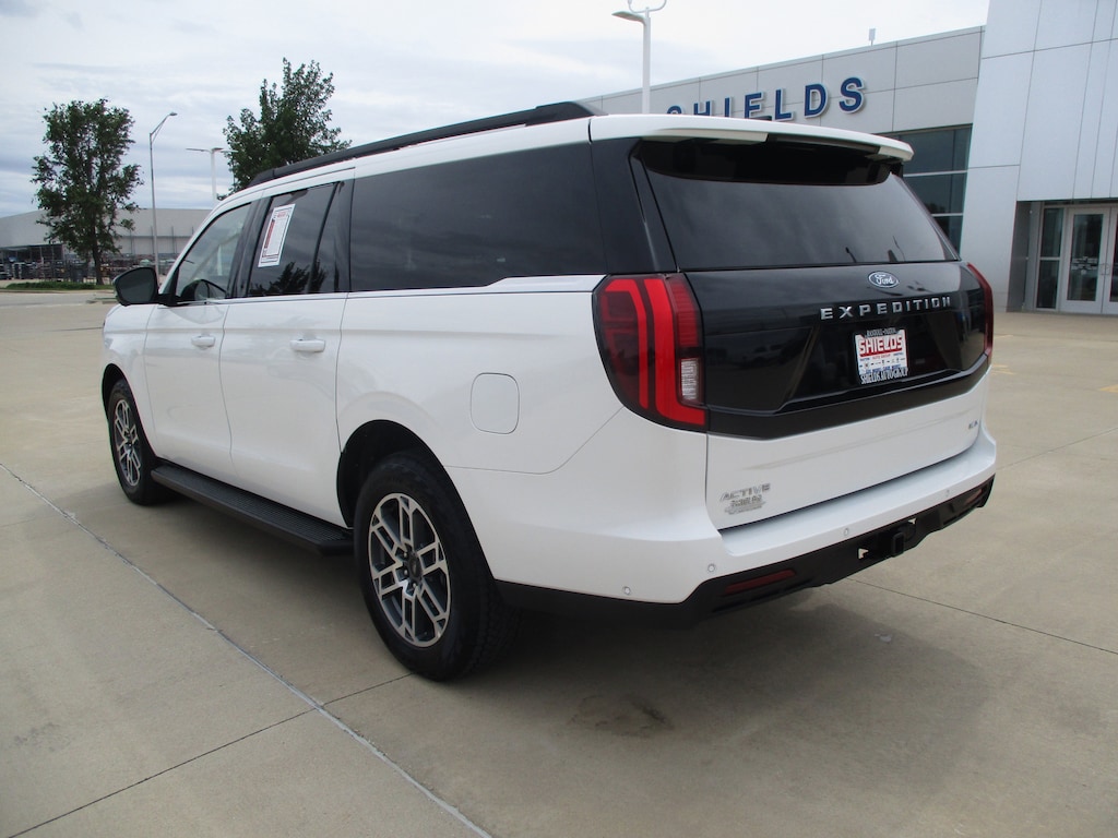 Used 2025 Ford Expedition Max Active SUV