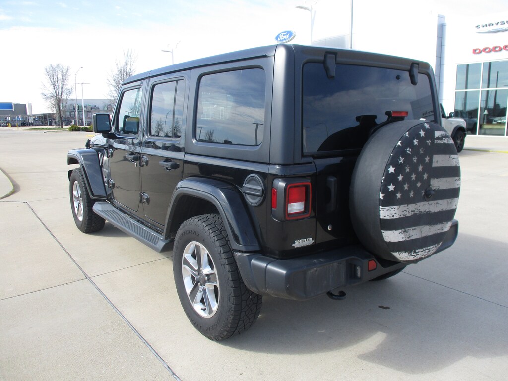 Used 2018 Jeep Wrangler Unlimited Sahara 4x4 SUV