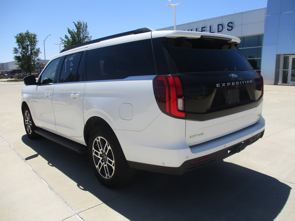 Used 2025 Ford Expedition Max Active SUV