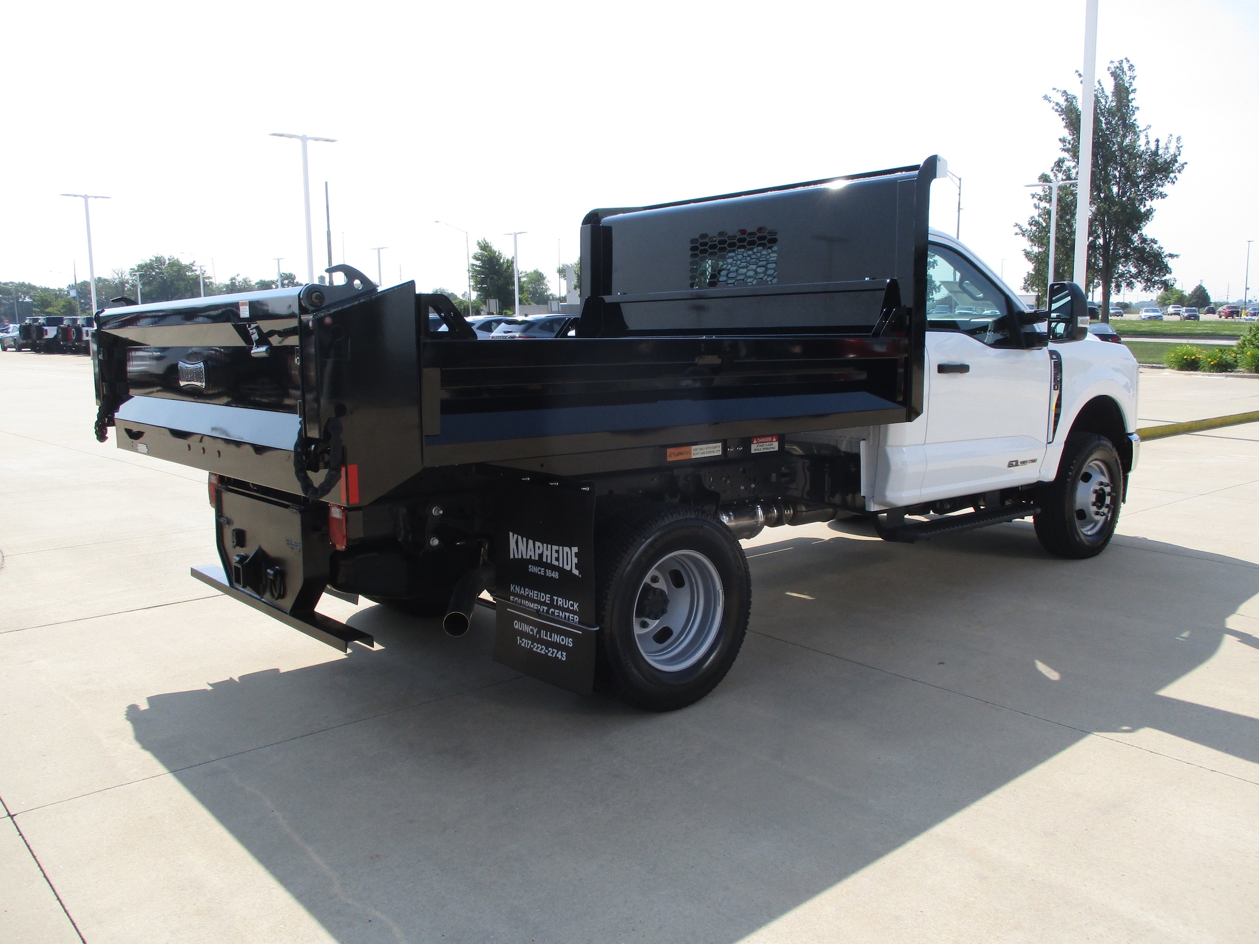 2025 Ford F-350 Super Duty Chassis Cab XL - Photo 7