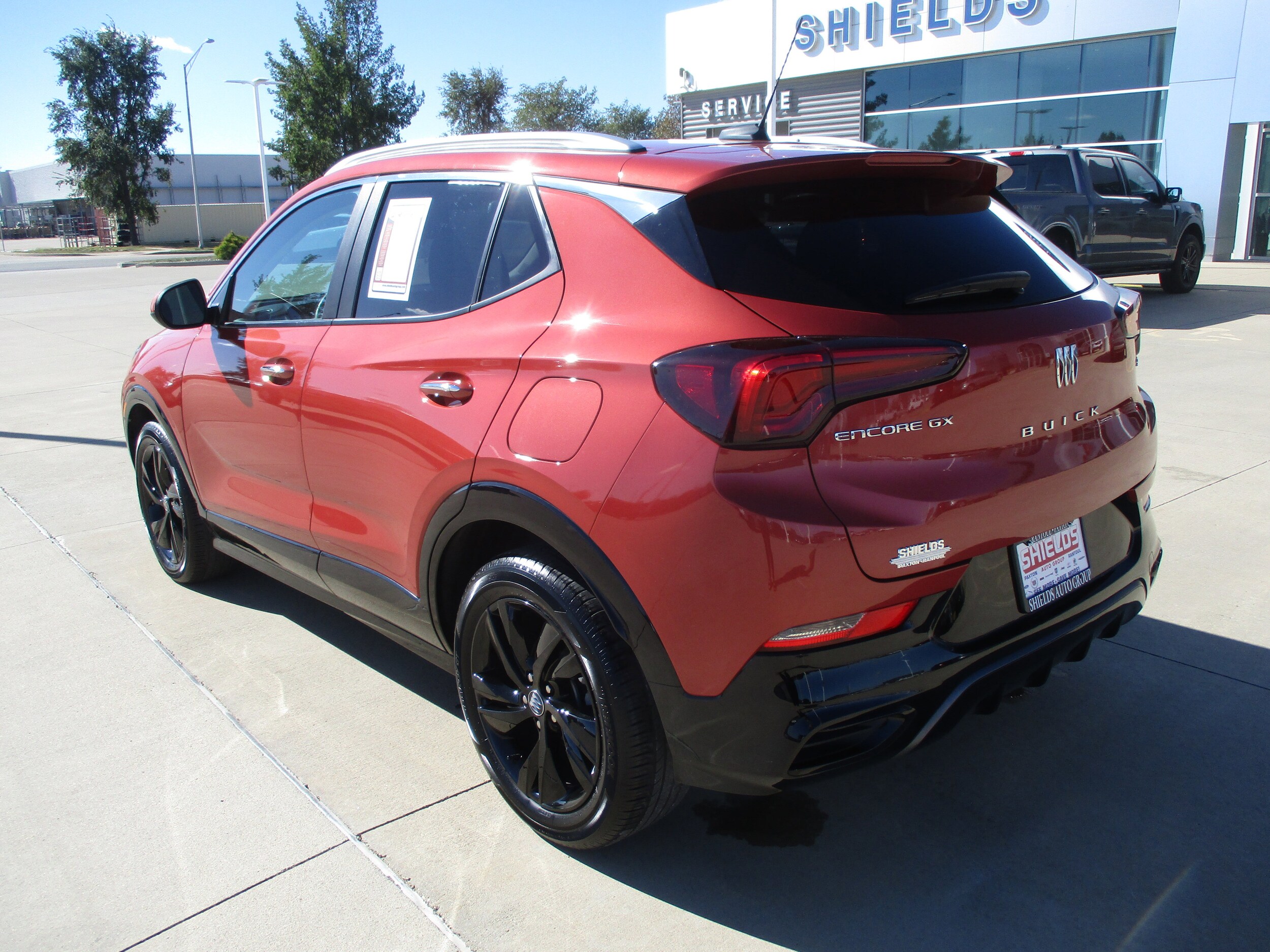2024 Buick Encore GX Sport Touring photo 3