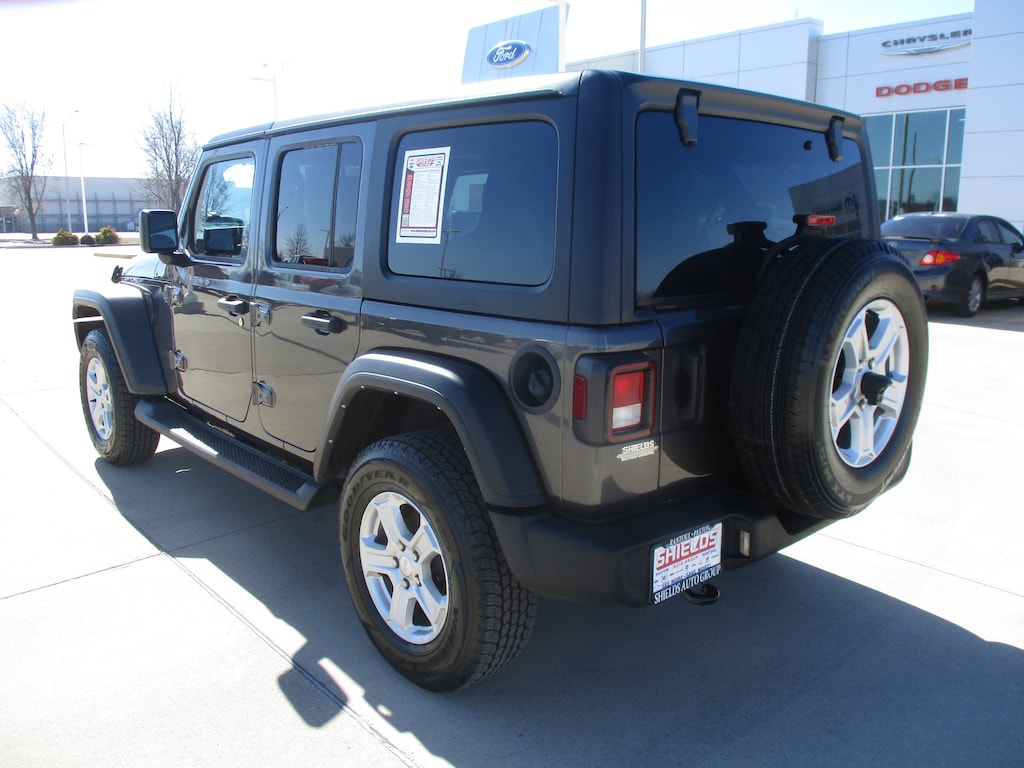 Used 2022 Jeep Wrangler Unlimited Sport SUV