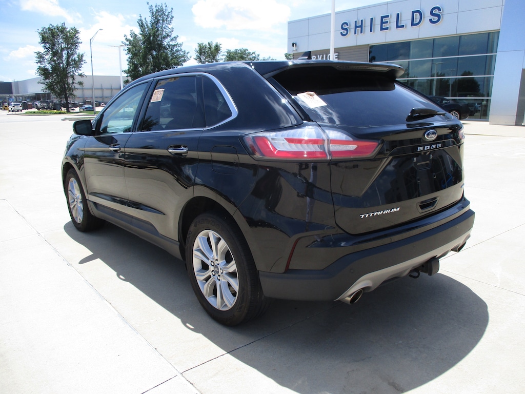 Used 2022 Ford Edge Titanium SUV
