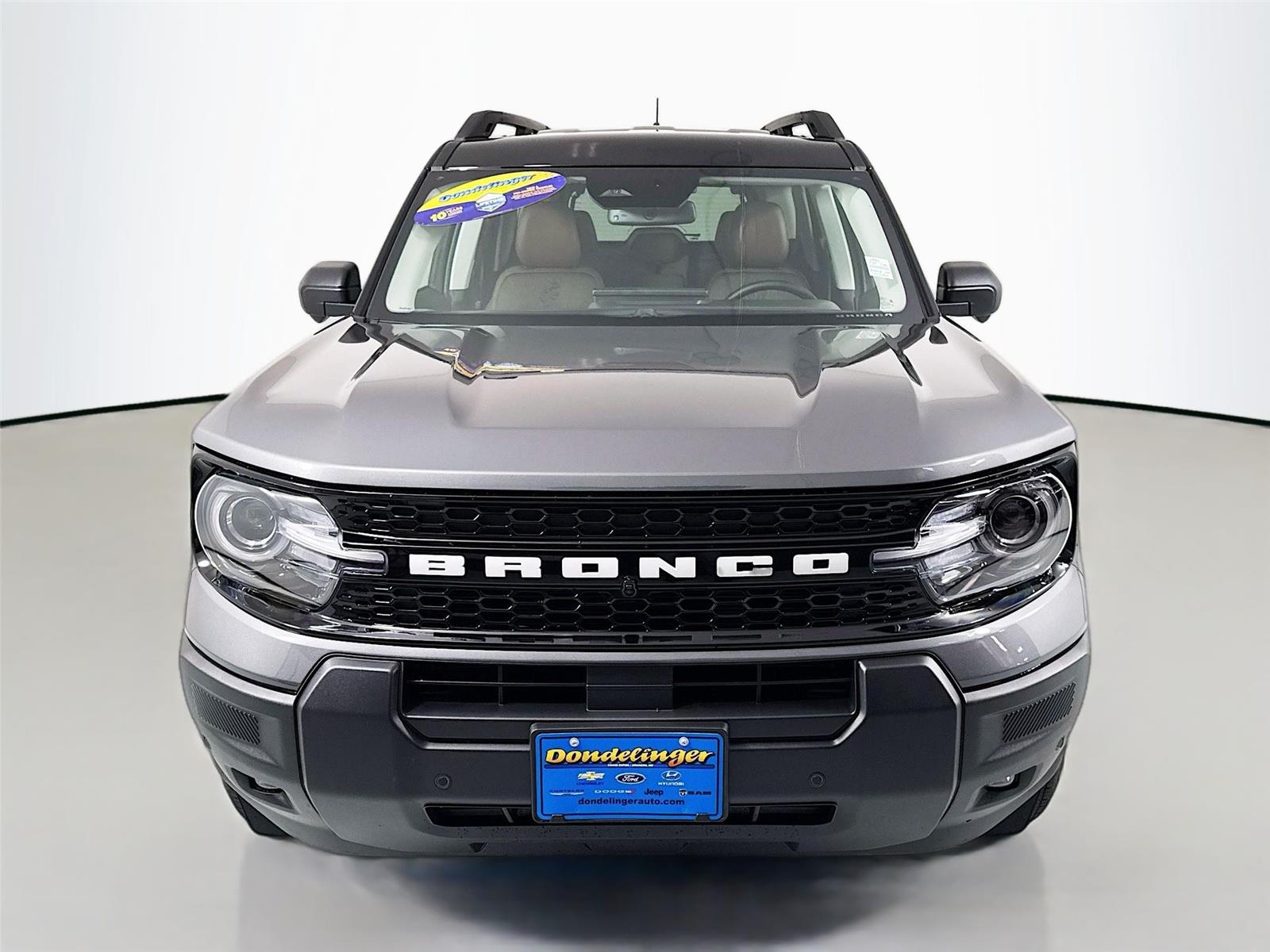 2025 Ford Bronco Sport Outer Banks photo 2