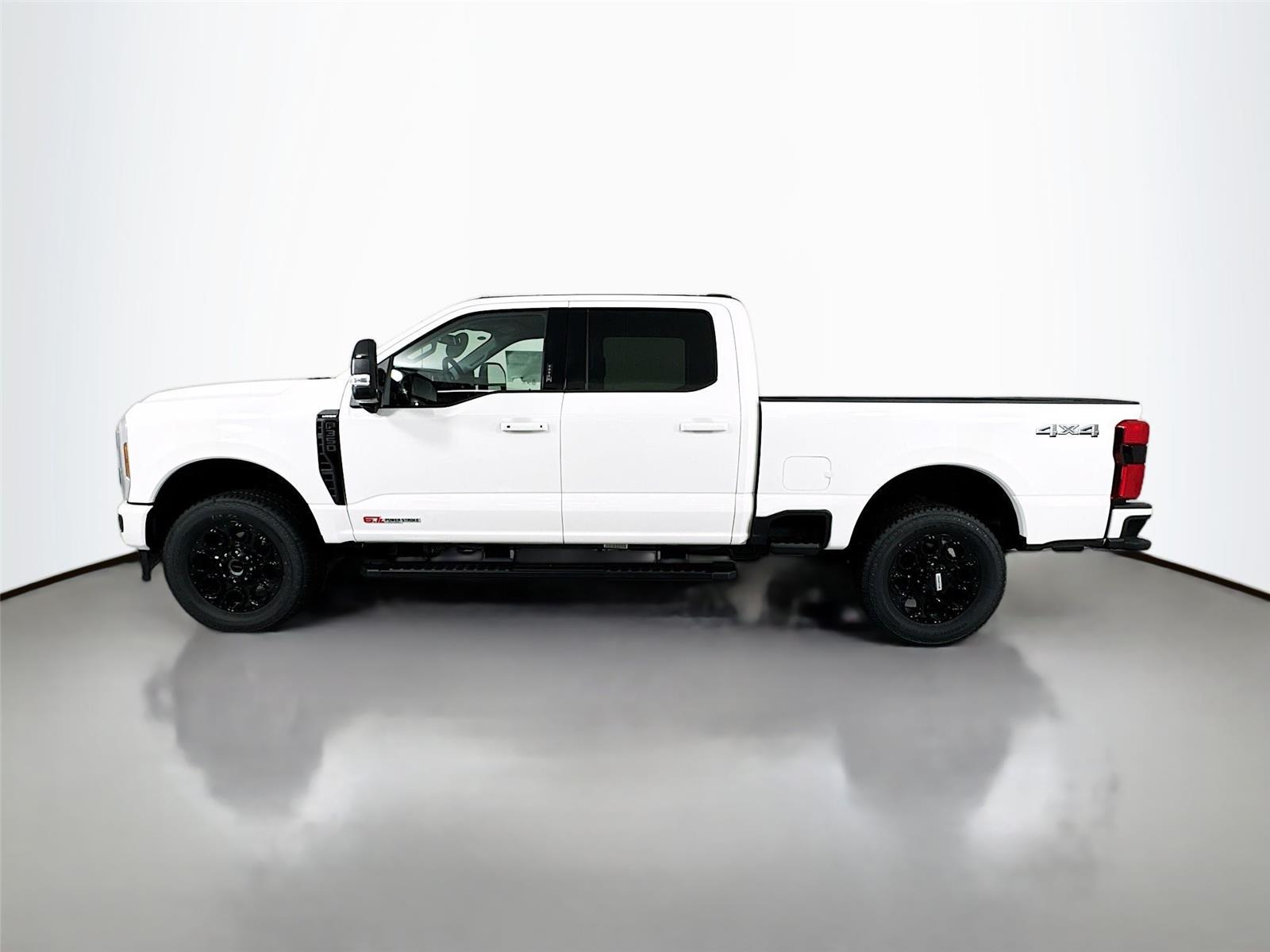 2026 Ford F-350 Lariat photo 4