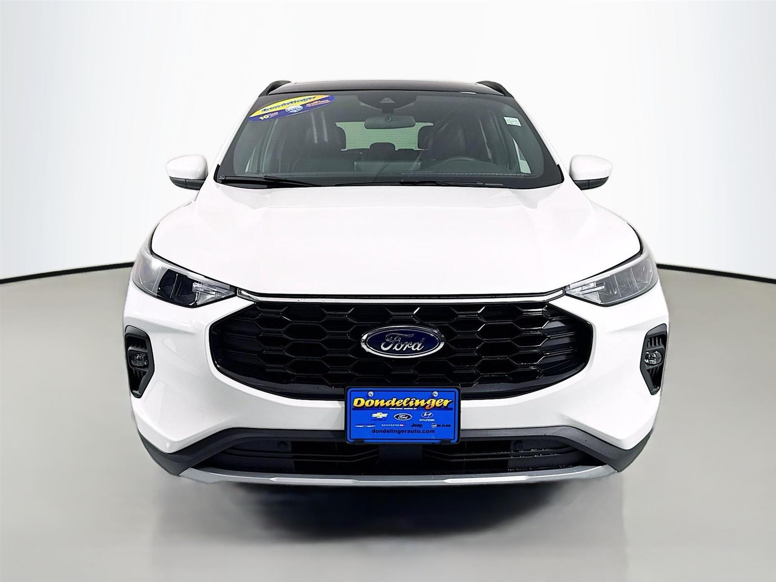 2025 Ford Escape ST-Line Select photo 2