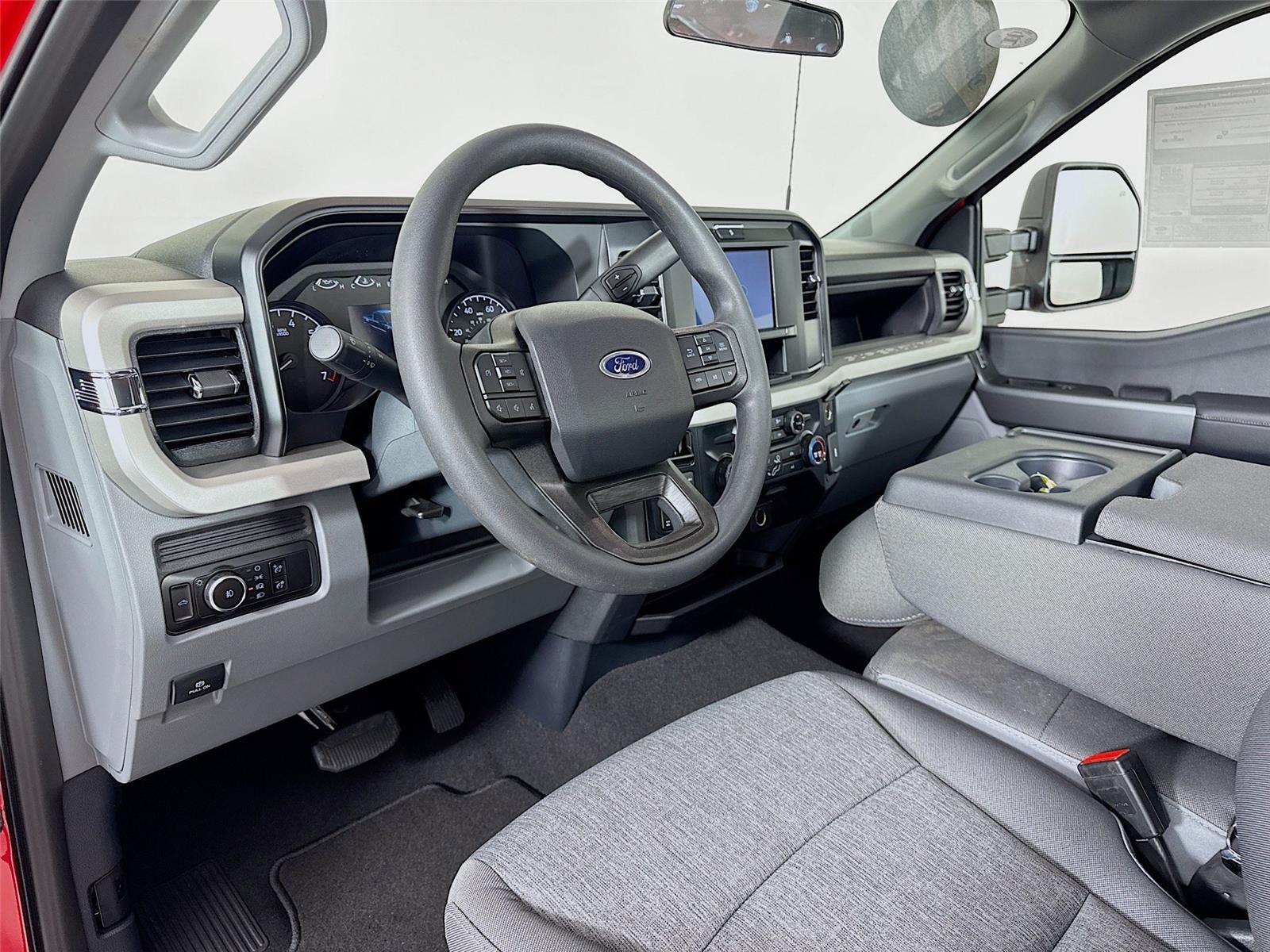 2026 Ford F-250 Super Duty XL - Photo 9