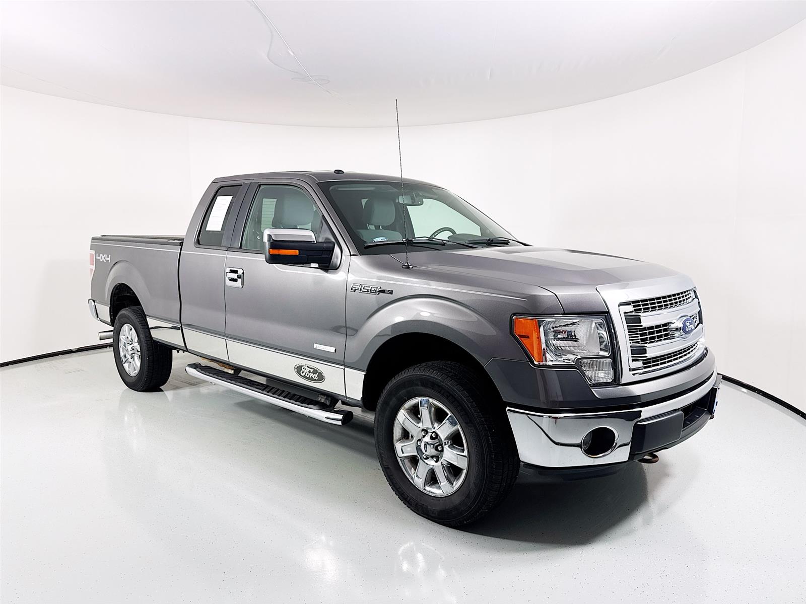 2014 Ford F-150 XLT's photo