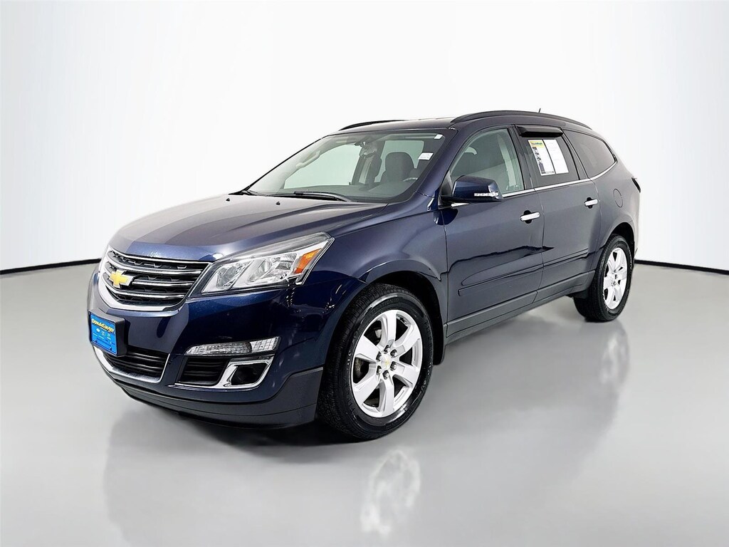 Used 2017 Chevrolet Traverse LT SUV