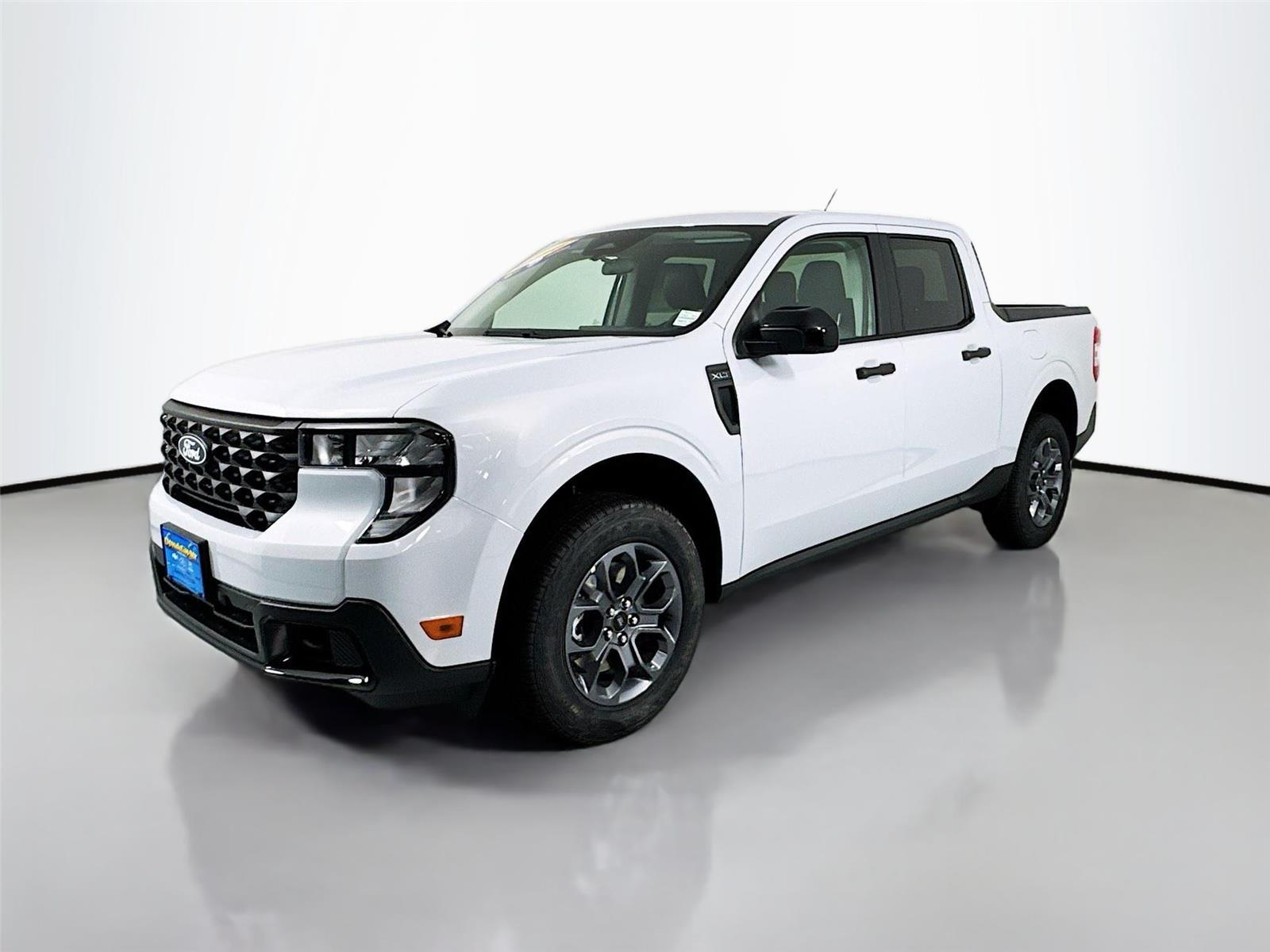 2025 Ford Maverick XLT photo 3